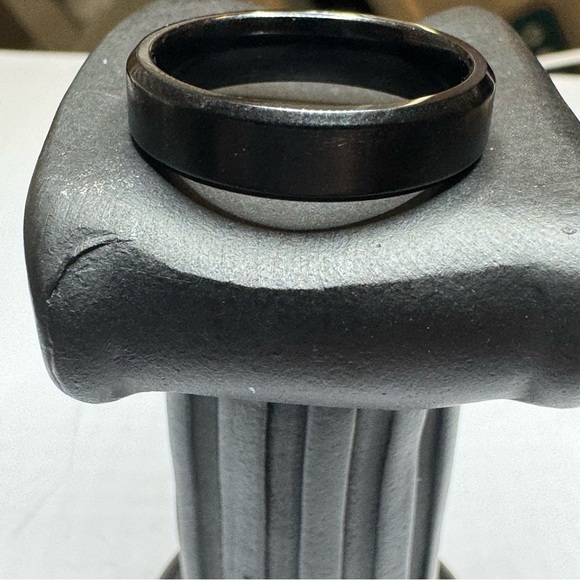 NWT Tungsten 6mm Black Matte Band - Picture 10 of 15